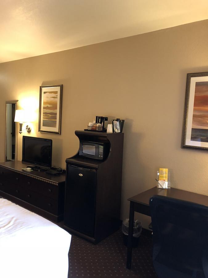 Americas Best Value Inn - Gun Barrel City Extérieur photo